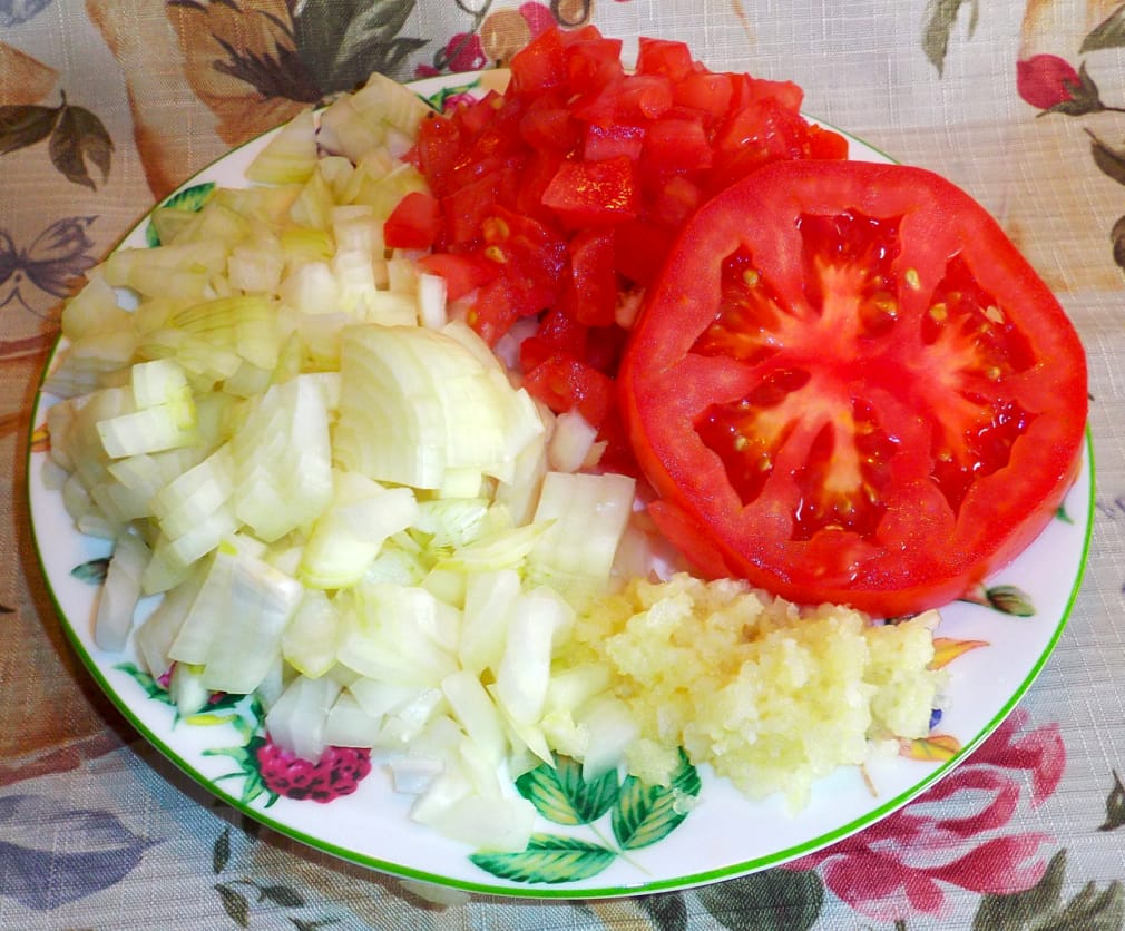 Tomaten, Zwiebeln und Knoblauch